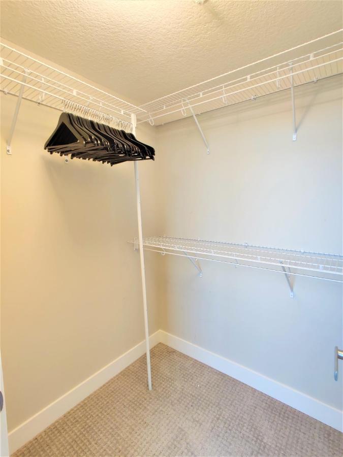 Monki Di Executive Suites - Glas - Luxury Inner City Home 3 Min To Downtown W Private Rooftop Patio Fireplace YYC Esterno foto